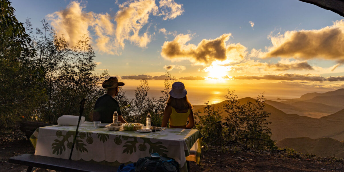 Oahu Hawaii Hiking Palehua Ridge Afternoon Hike