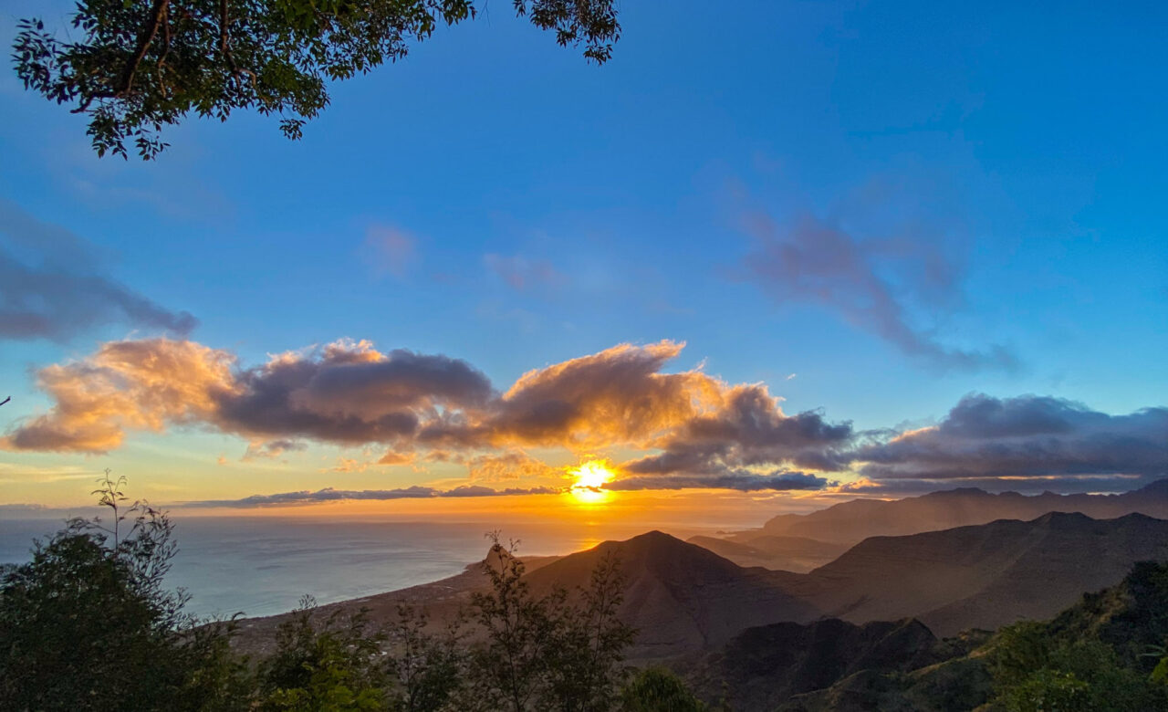 Oahu Hawaii Hiking Palehua Ridge Afternoon Hike